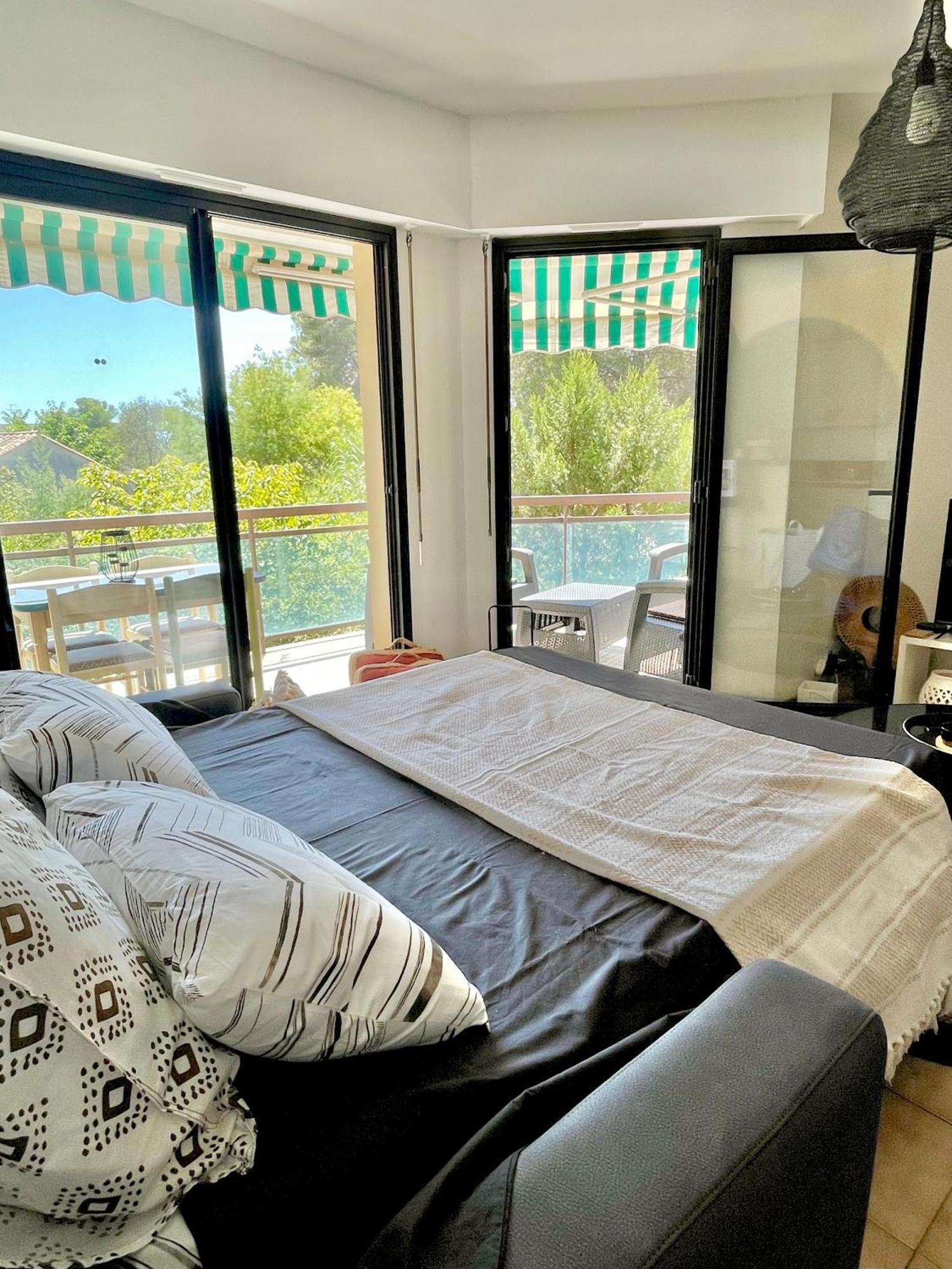Appartement Plage Et Nature Saint-Raphaël Eksteriør bilde